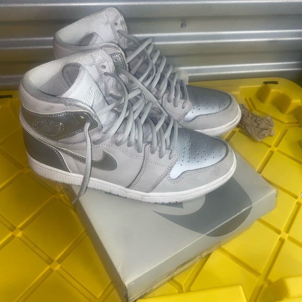 Mens Jordan 1